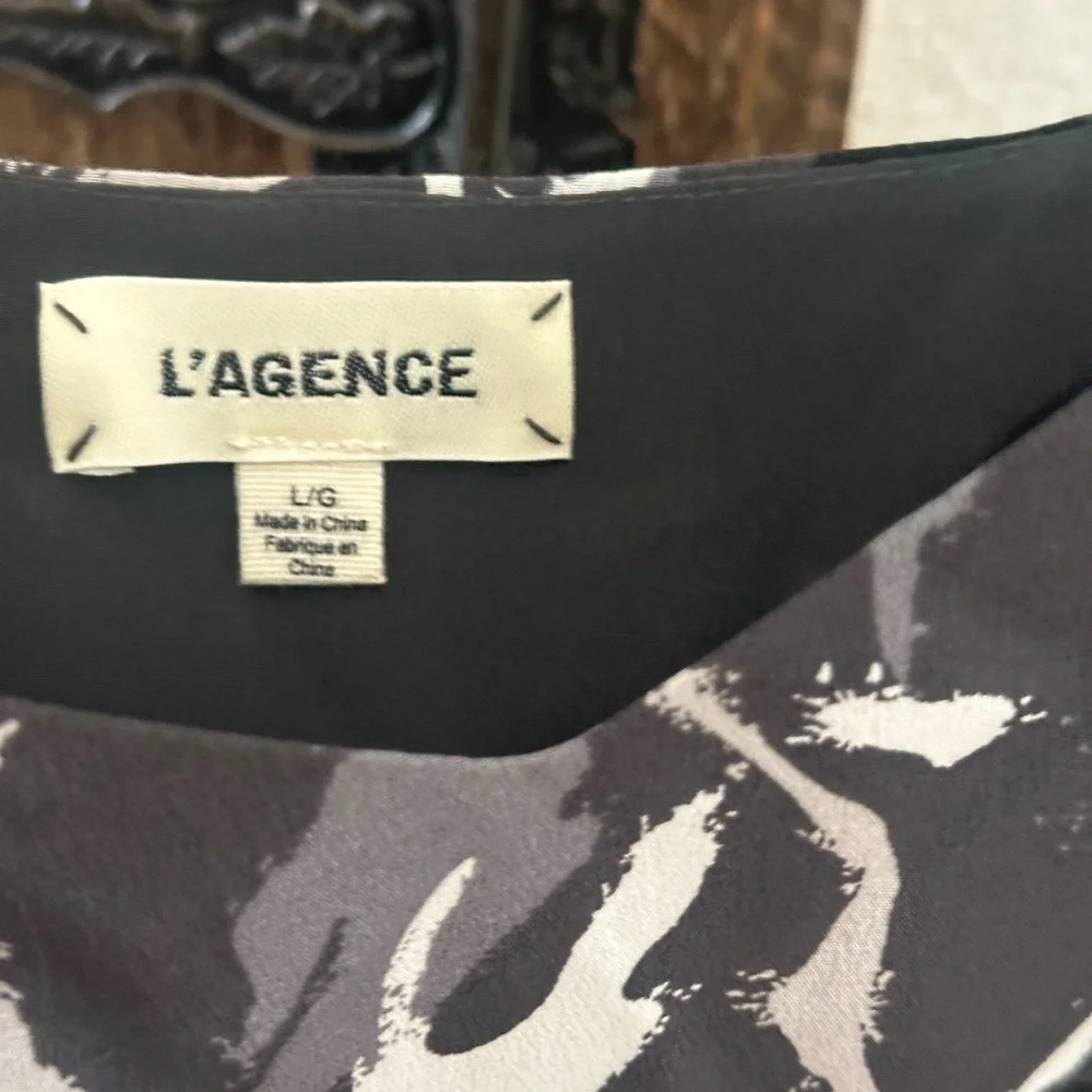 L'AGENCE Black and Gray Camisole camo silk - Picture 4 of 5